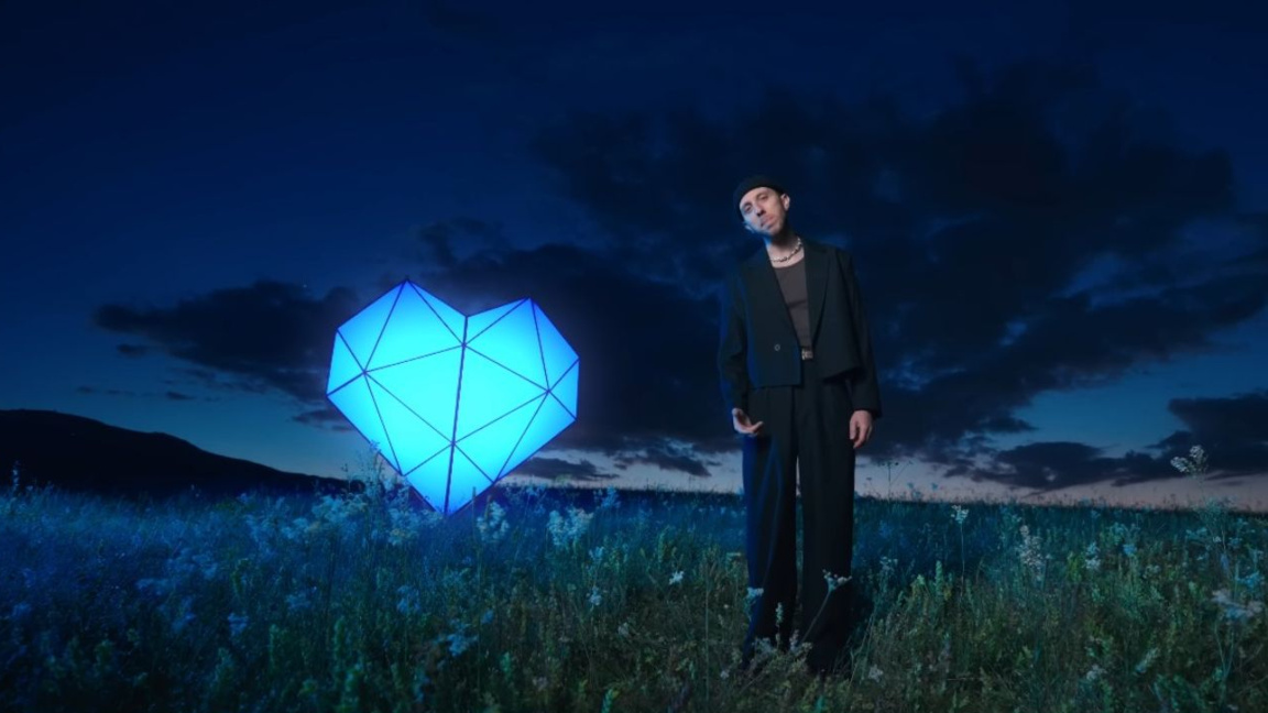Robi unveils new album, single and national tour