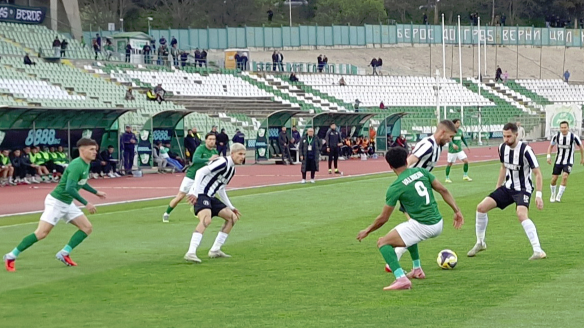 Берое и Локомотив (Пд) завършиха наравно в Стара Загора