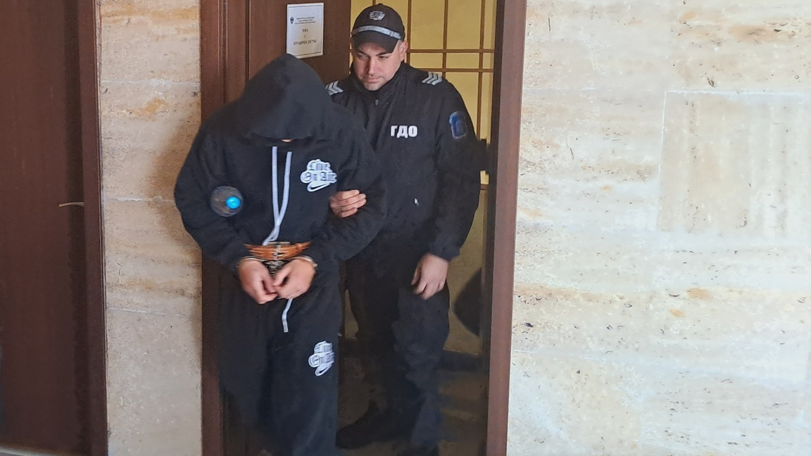 Съдът в Кюстендил иска още информация от Гърция за "прокурорския син"