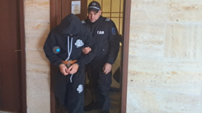 Съдът в Кюстендил иска още информация от Гърция за "прокурорския син"