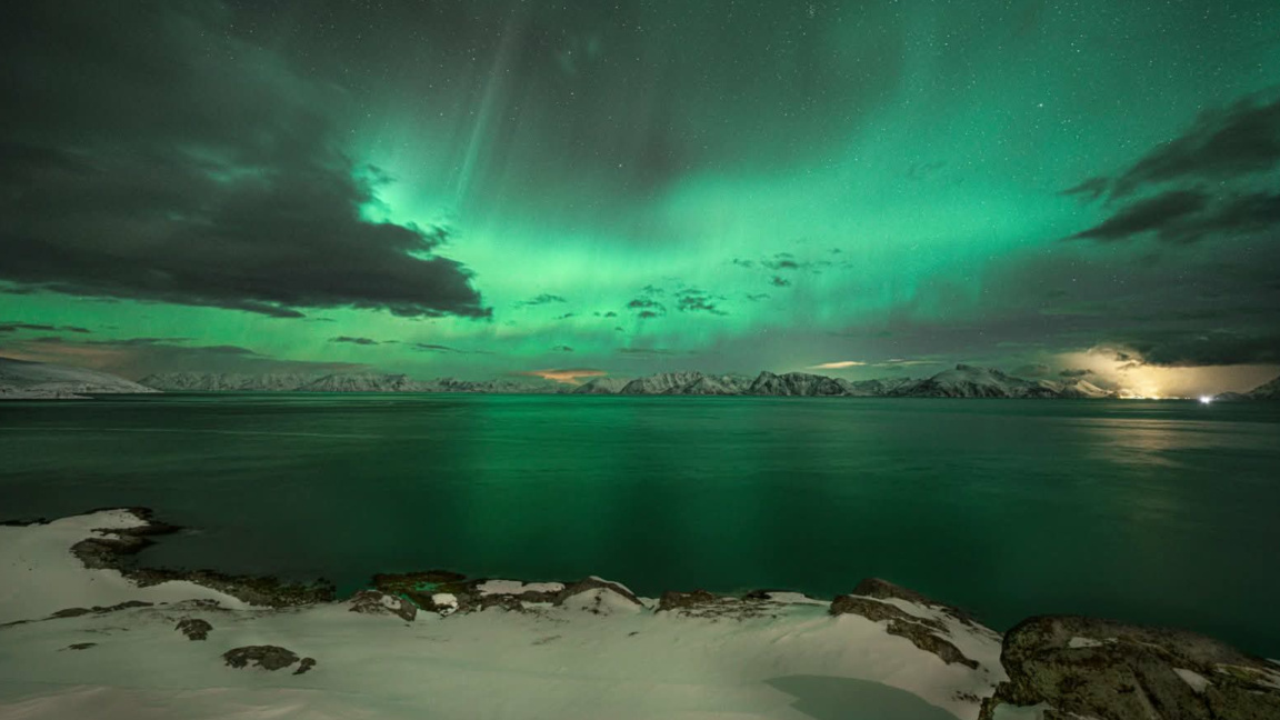 Ивайло Нягалов: И океанът сякаш пази тишина пред Северното сияние