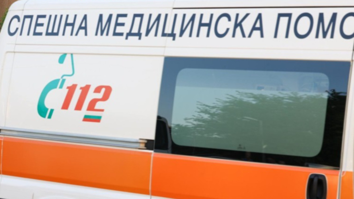 Спешна медицинска помощ линейка