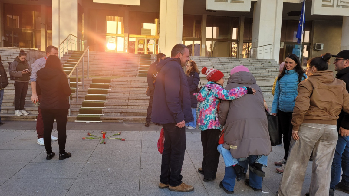 Протест и в Бургас срещу разследването на случая „Петрохан“