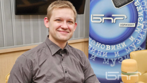 Поетът Денис Олегов: Изкуството е едно голямо споделяне