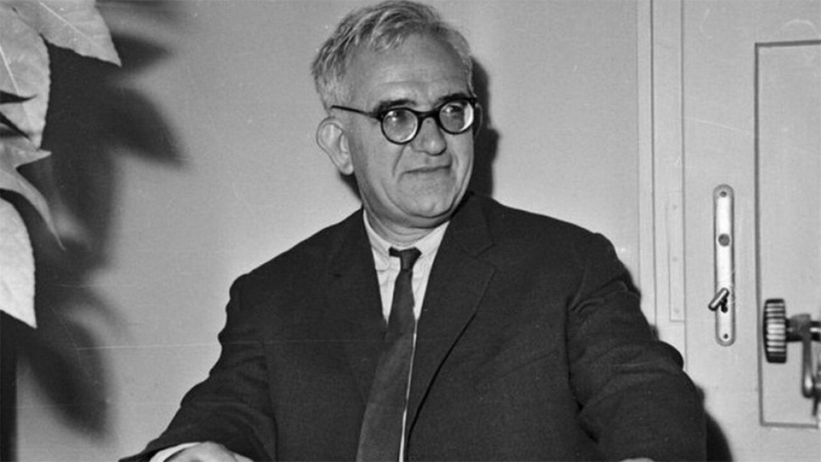 Büyük şair Atanas Dalçev'i  122. doğum y...