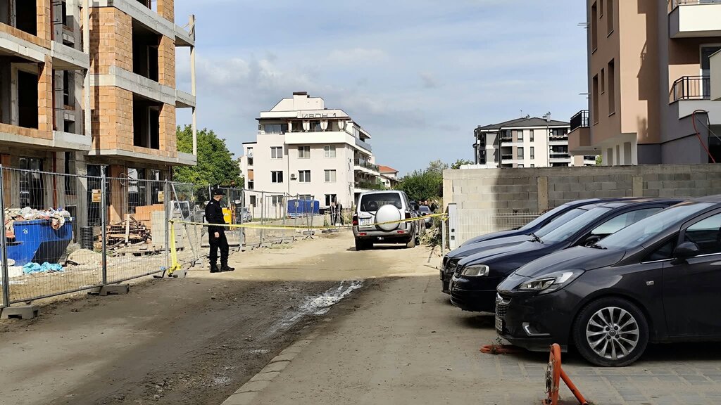 Полицията отцепи кооперацията на Илиян Филипов, проверяват наред