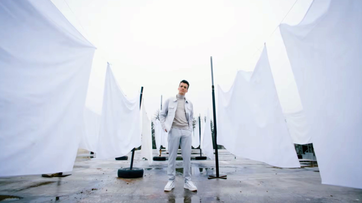 Anton Kottas looks to the stars in his new song