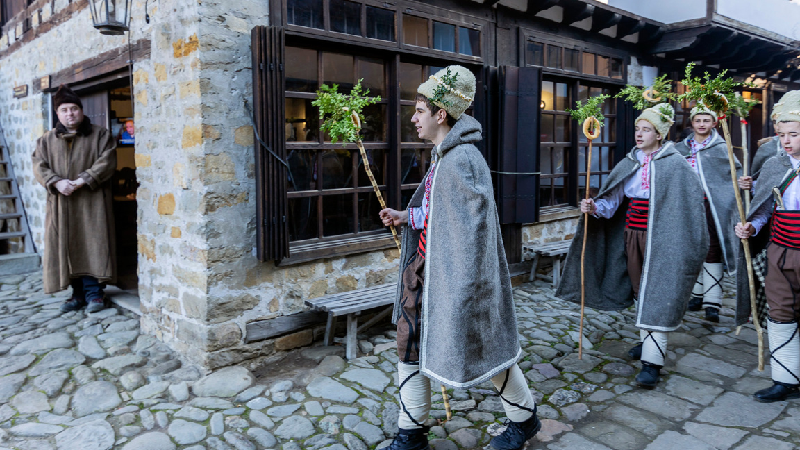 В добрый час, добрая встреча, доброе начало...