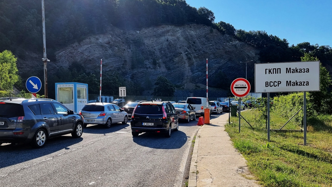 Trecerea prin punctele de frontieră se desfășoară normal