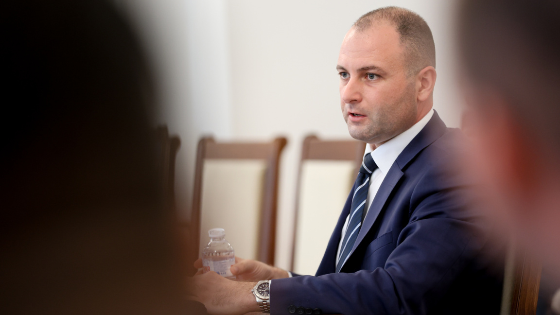 26 август 2026 г. Особеният търговски управител на "Лукойл" в България Евгени Симеонов говори пред депутатите от Комисия по икономическа политика, инвестиции и индустрия.