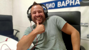 За хората, които те променят с усмивка: Do Sho с ново звучене на песента "Свети"