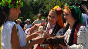 Razgradi bëhet kryeqyteti botëror i folklorit gjatë Panairit të Kosit