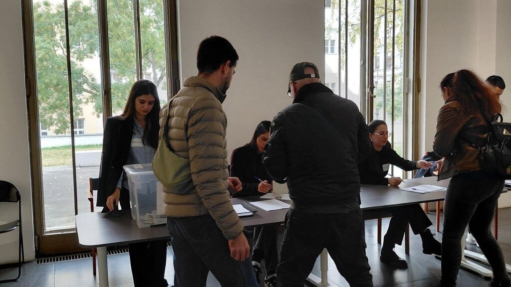 Where is the disconnect between Bulgarians and Presidential elections?