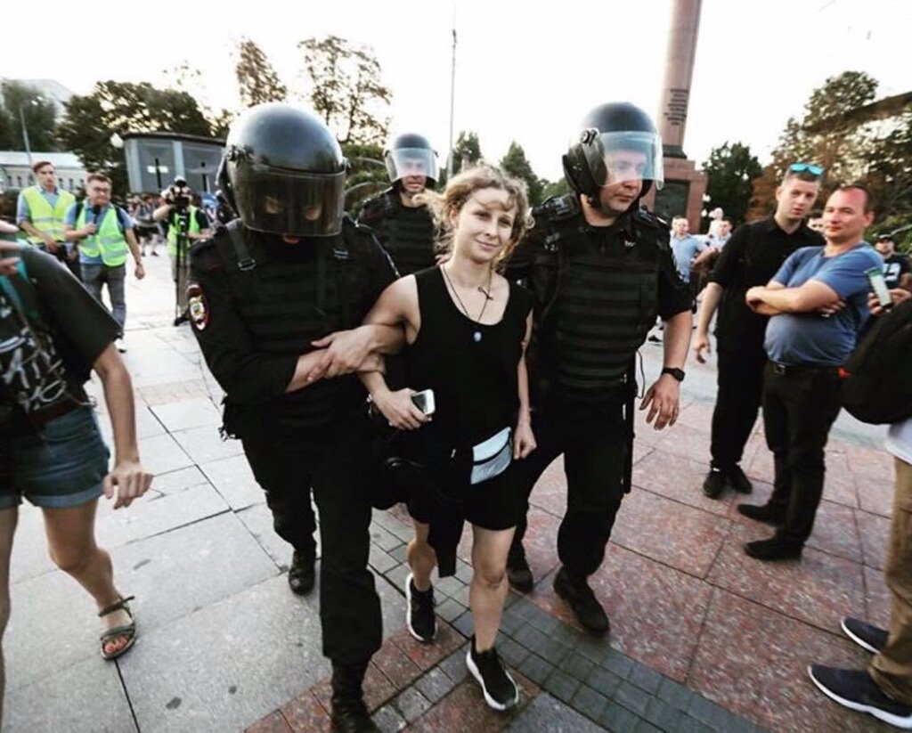 Pussy Riot выступит в Болгарии со спектаклем «Riot Days»
