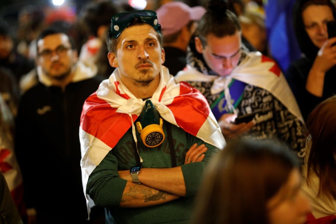 50-хиляден протест в Тбилиси срещу "руския" закон