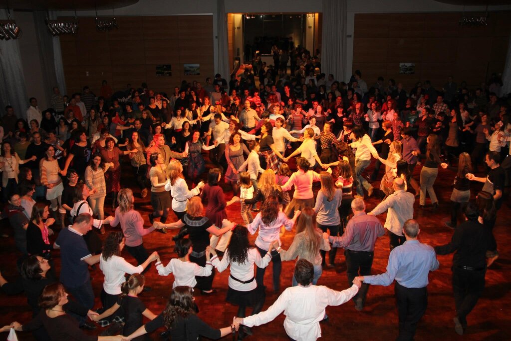 Bulgarians in Brussels dance into summer with the 38th Big Horo