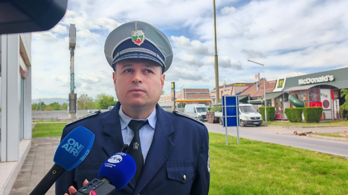 комисар Мартин Цурински даде информция за тежката катастрофа на магистрала "Хемус" между камион и автобус, която стана тази нощ.