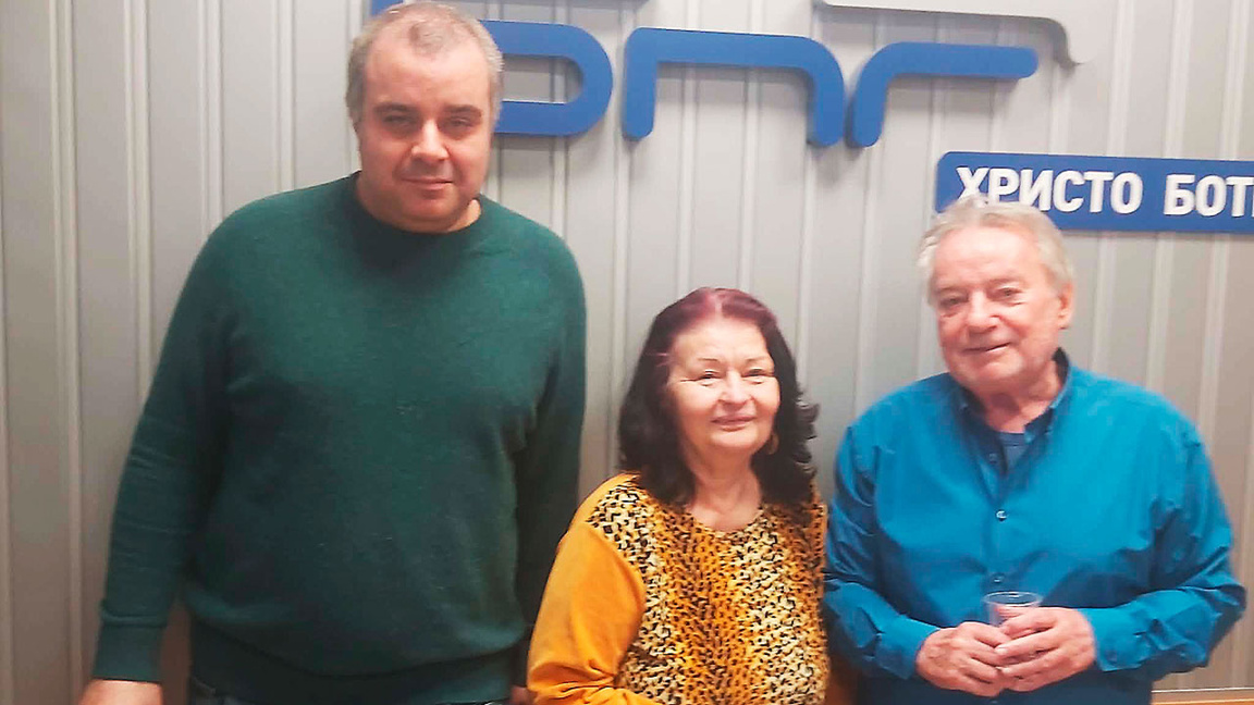 Кирил Чобанов, Роза Дамянова и Стойчо Стоев (отляво надясно)