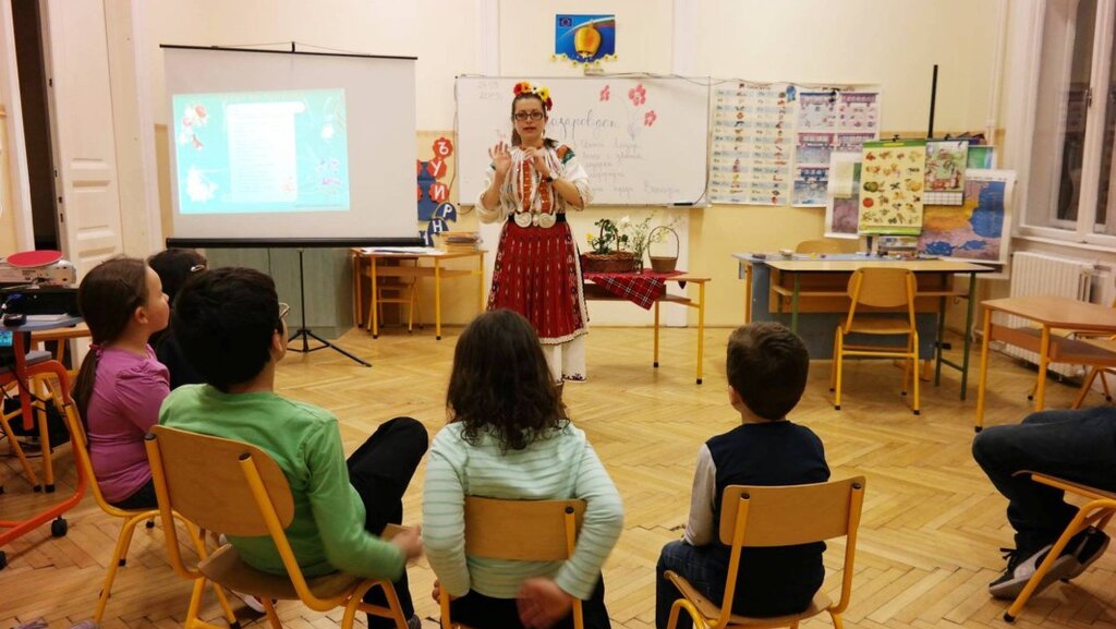 La cuarta generación de búlgaros en Hungría llena las aulas de la escuela dominical búlgara
