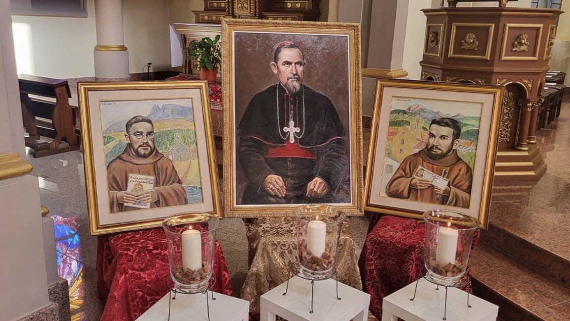 Tres católicos búlgaros serán proclamado...