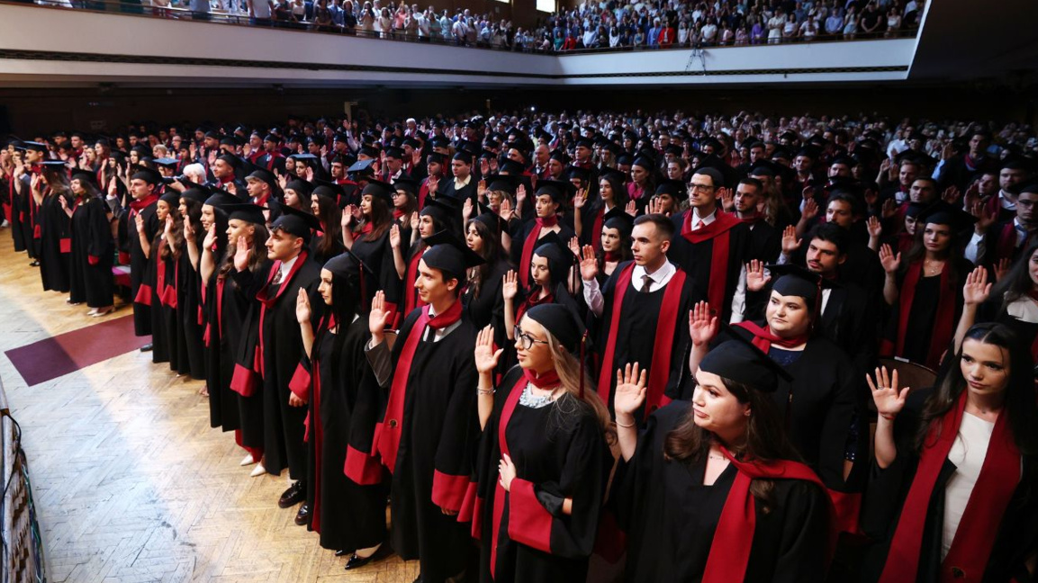 Aumenta el número de estudiantes extranjeros en las universidades búlgaras