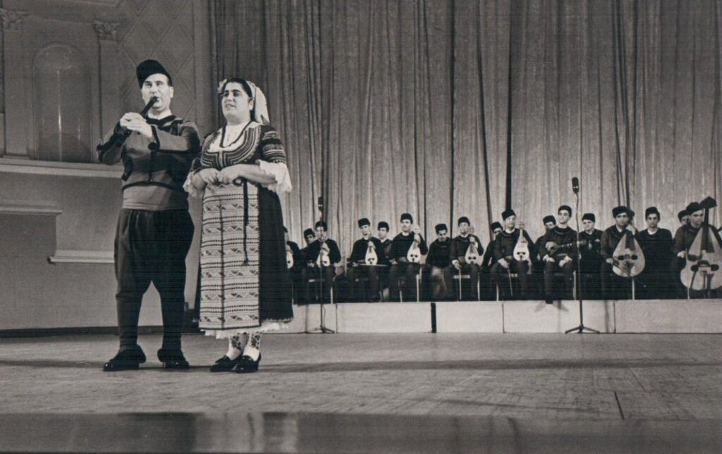 Filip Kutev – "Polegnala e Todora"