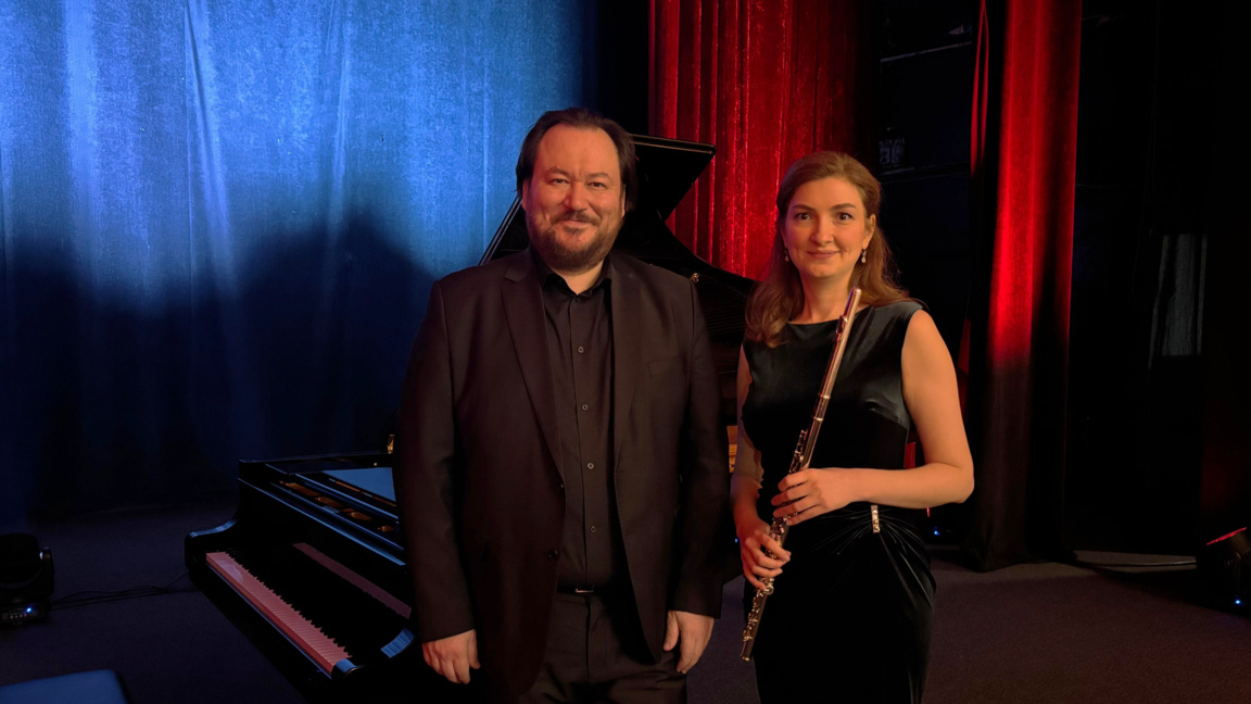 Flüt sanatçısı Zeynep Keleşoğlu ve piyanist Prof. Gökhan Aybulus