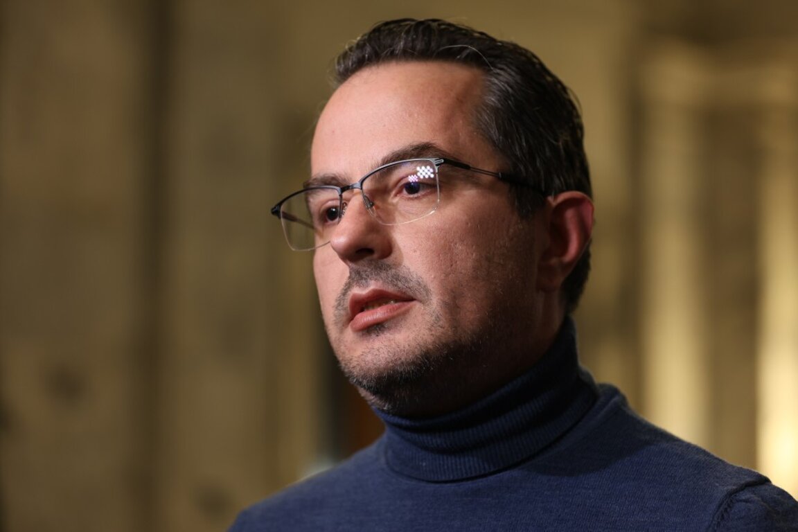 Цончо Ганев: Решението на Киселова за разпускане на ПГ на МЕЧ е неправомерно