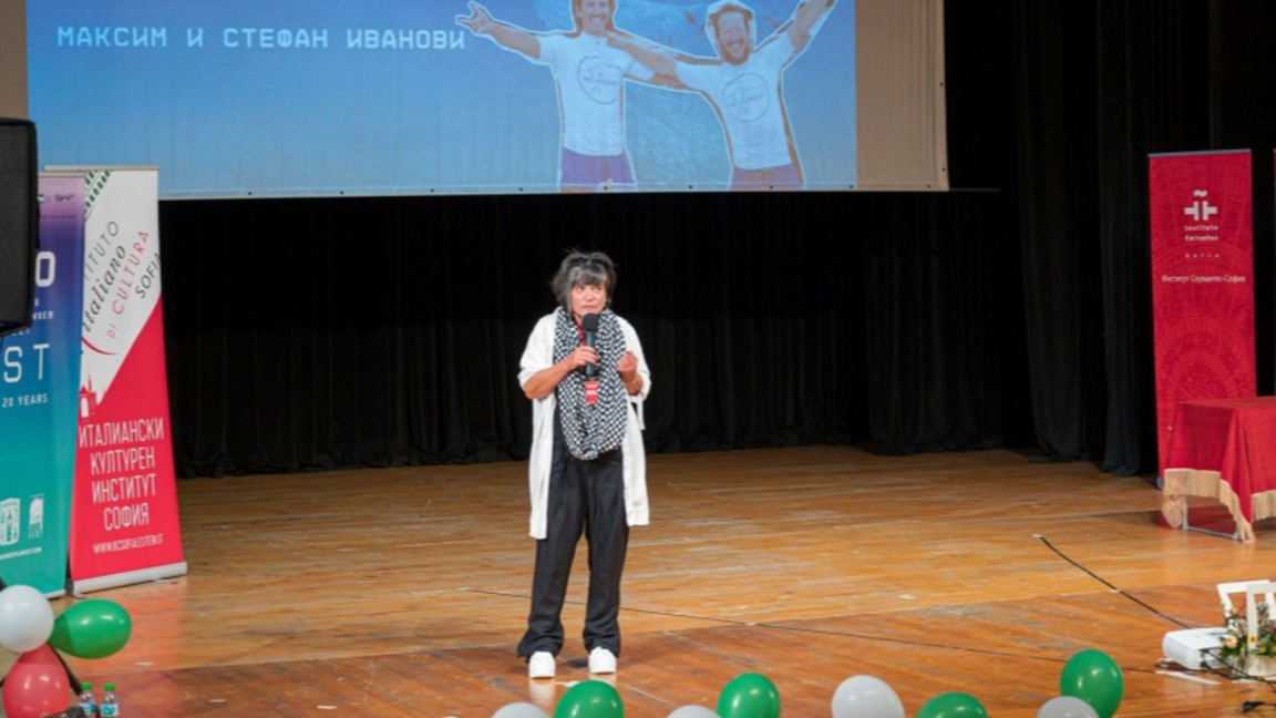 Натали Петрова