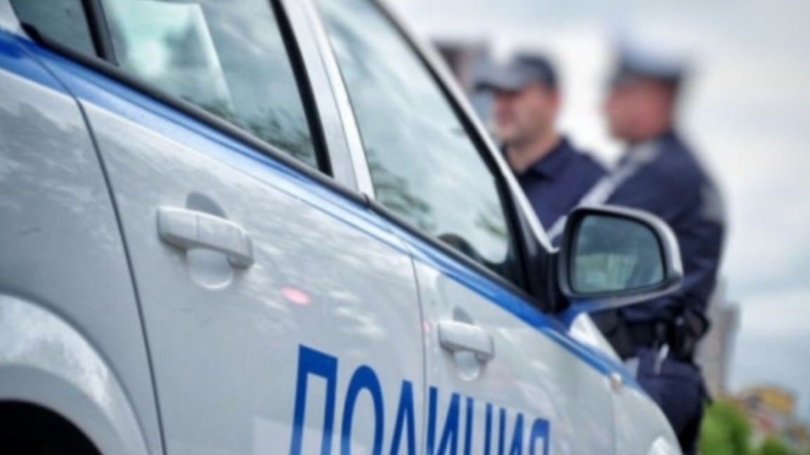 Мъж избяга след предизвикано ПТП, залови...