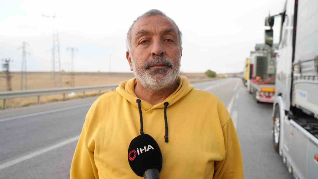 Hamzabeyli’de 37 kilometrelik kuyruk Türk TIR şoförlerini çileden çıkardı