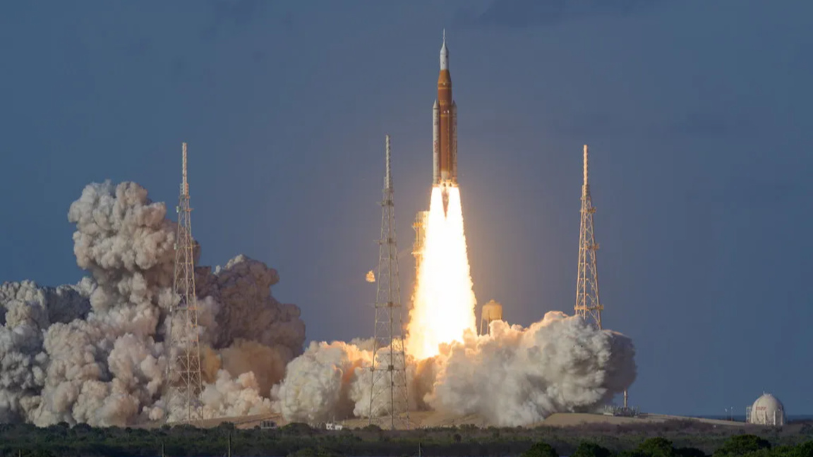 Излитане на Artemis II