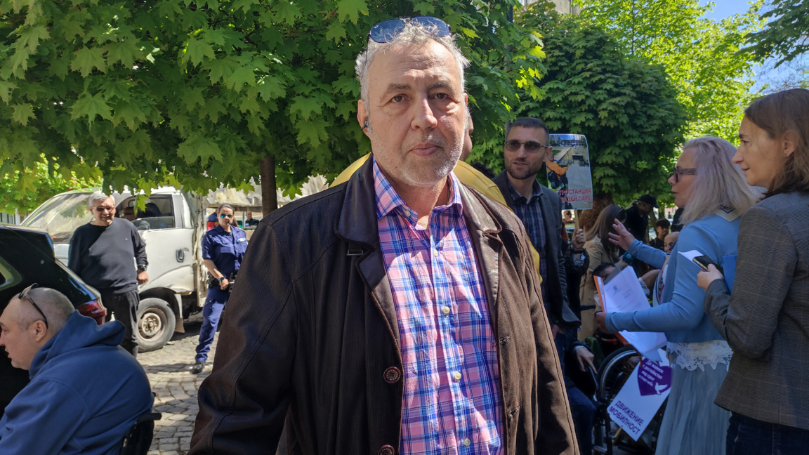 Актьорът Христо Мутафчиев подкрепя протеста на хората с увреждания