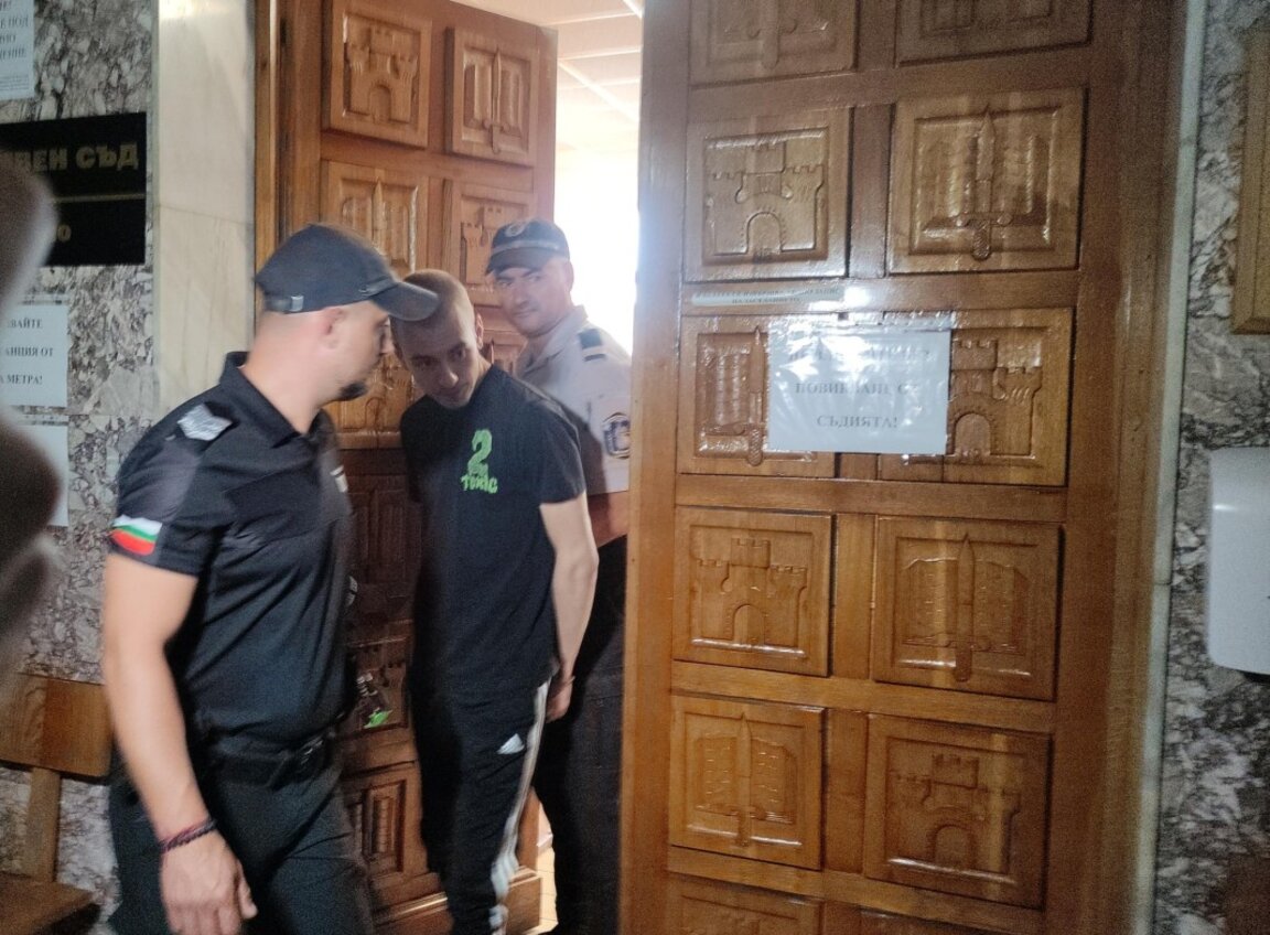 Пуснаха под домашен арест един от обвинените за побоя над полицейския директор в Русе