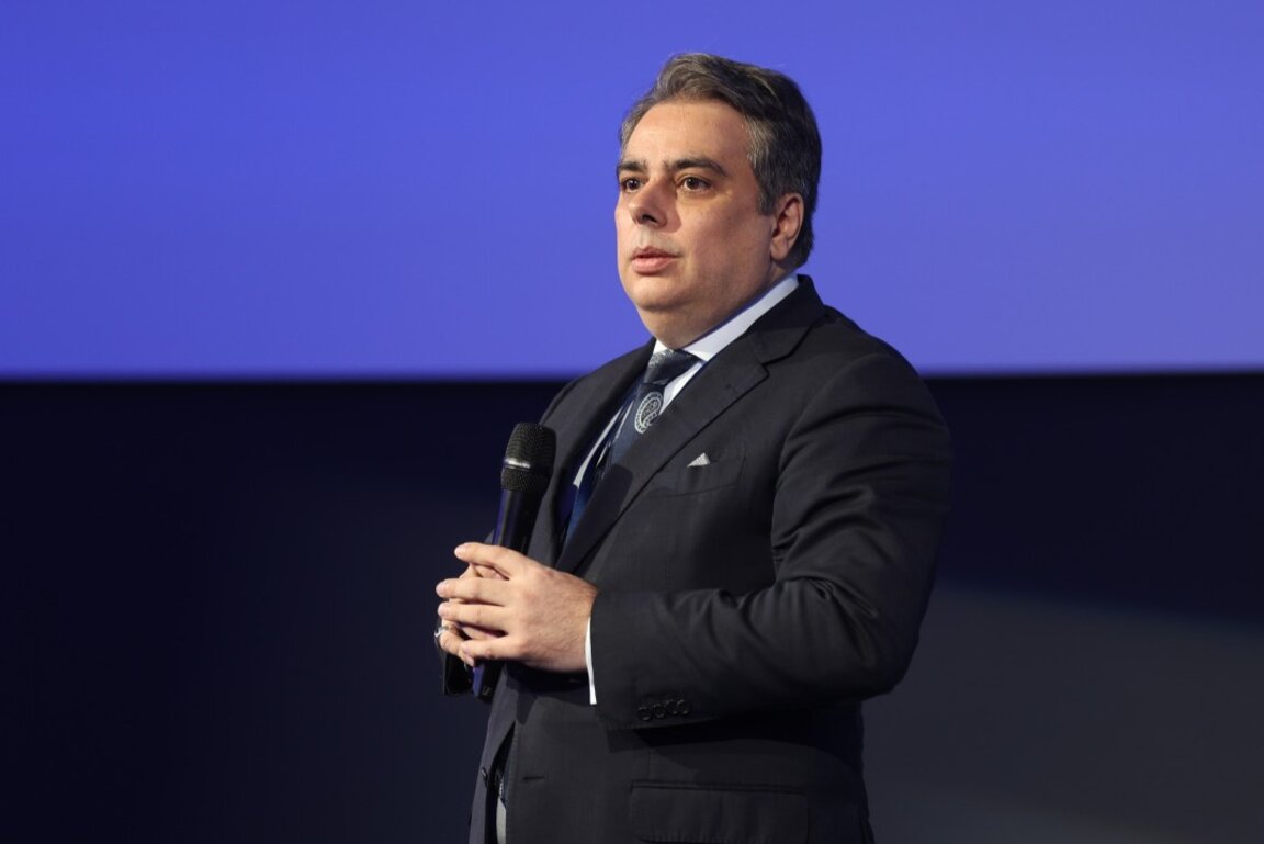 Василев: Дойде Роби Уилямс и закрихме ДАИ, чудя се кой трябва да дойде, за да закрием Прокуратурата