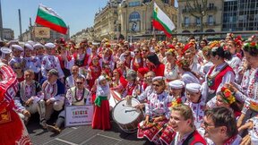 Бугарски фолклорни састави у иностранству су језгро друштвене и културне комуникације