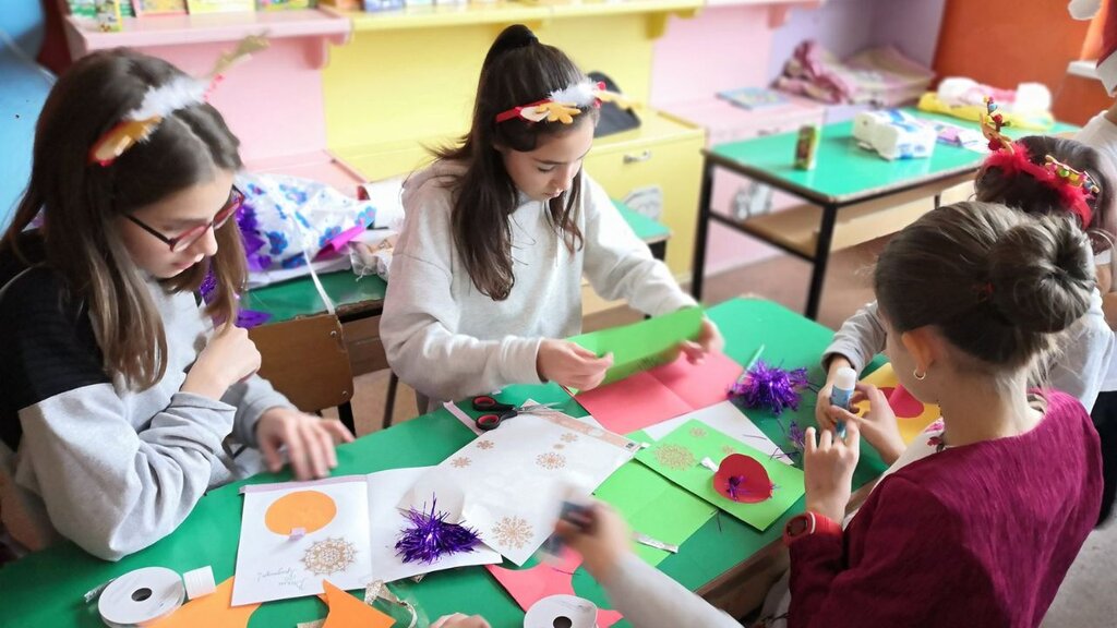 Lección sobre Bulgaria: cómo el conocimiento protege a niños búlgaros en Skopje