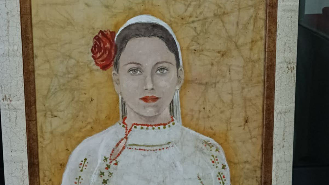 Едно от 25-те платна в експозицията