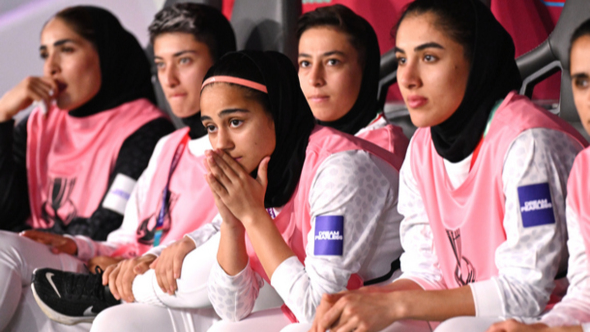 Австралия ще даде убежище на пет ирански футболистки