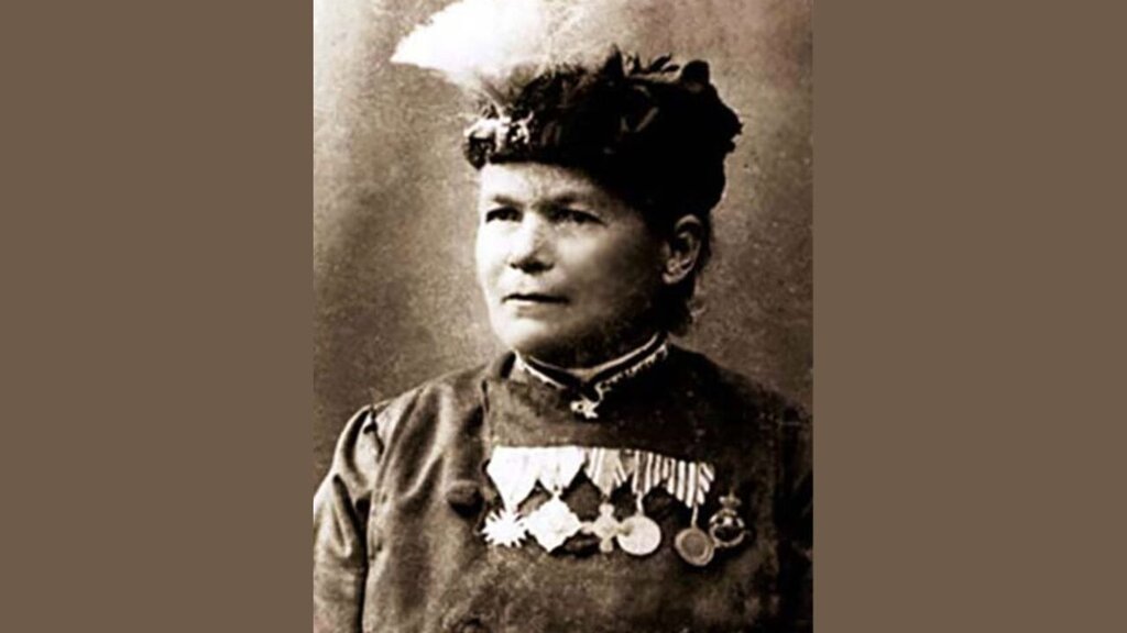 Hristina Hranova : la première sage-femme et nageuse sauveteuse en Bulgarie