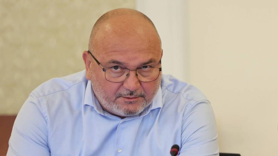 Любомир Дацов