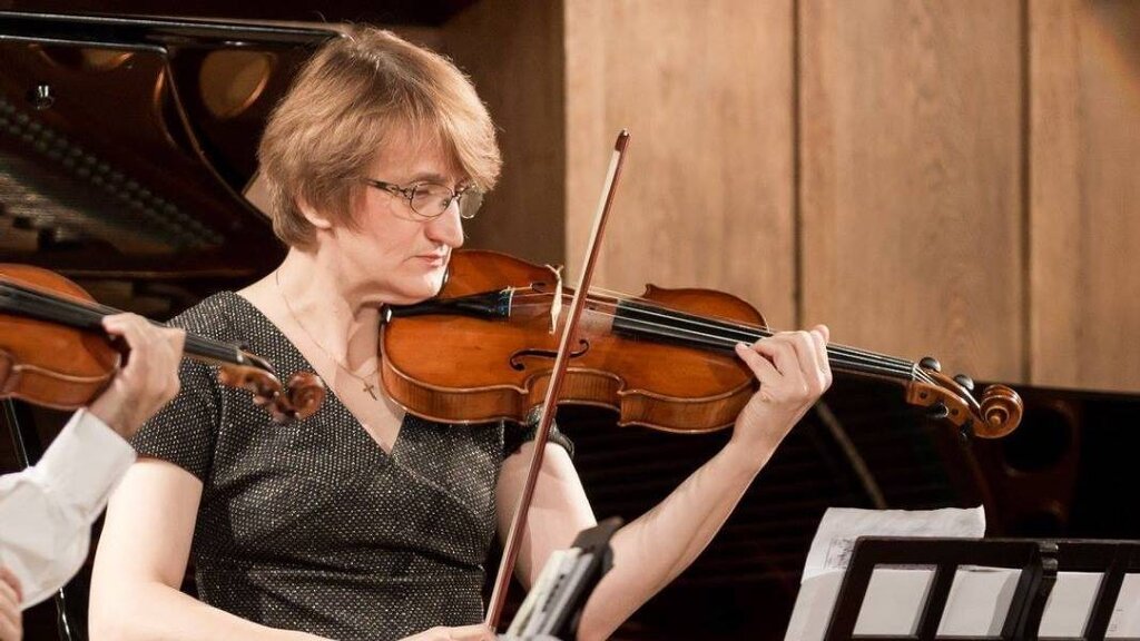 Violinist Devorina Gamalova and her optimistic theory of humanity