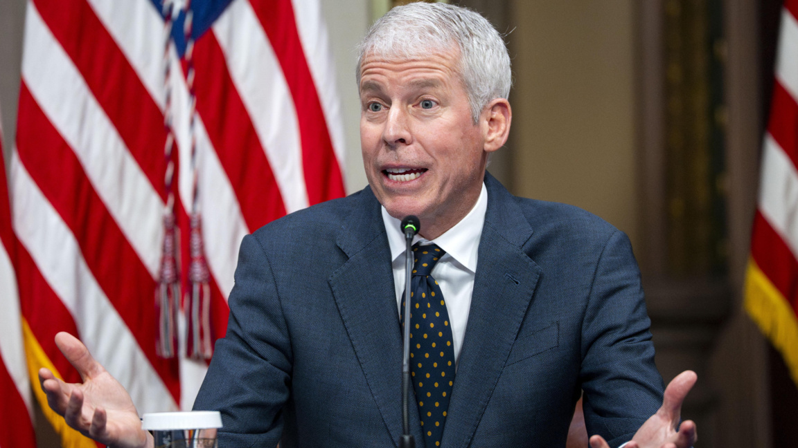 Крис Райт очаква войната с Иран да прикл...