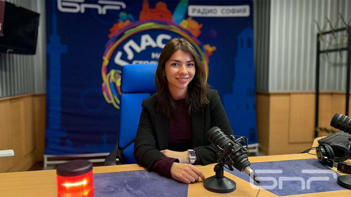 Анина Сантова