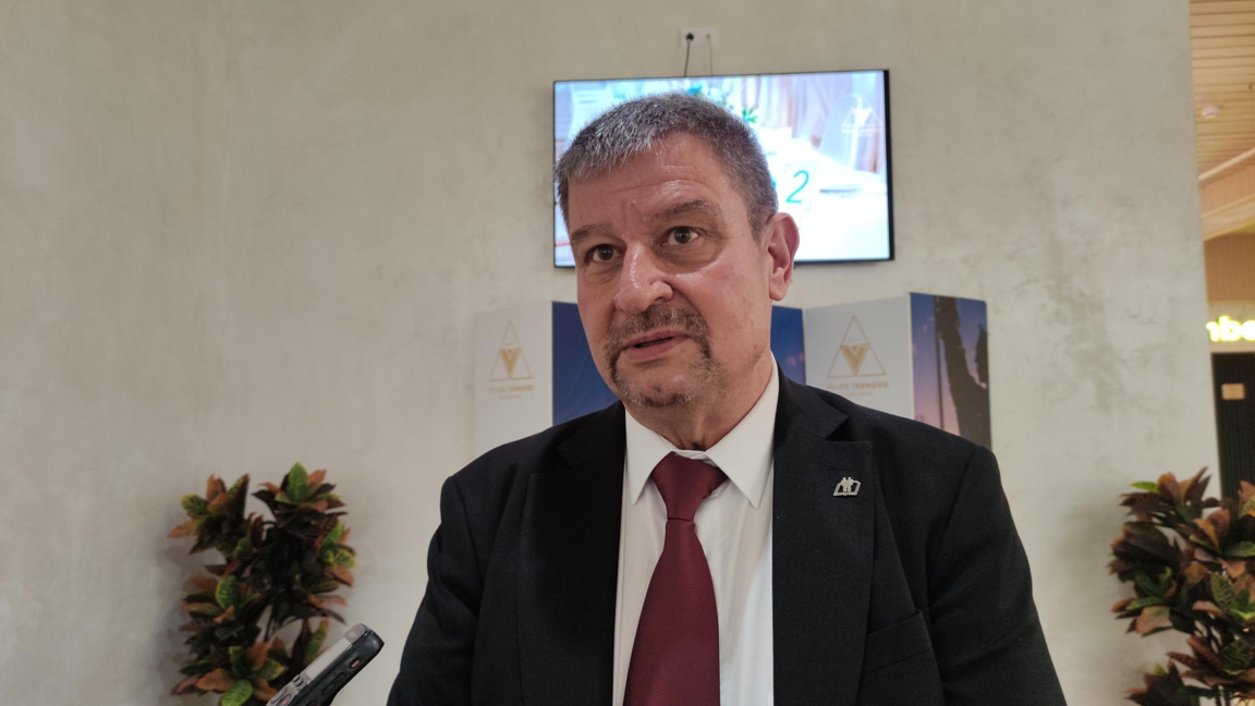 Юлиян Петров, председател на синдикат "Образование“