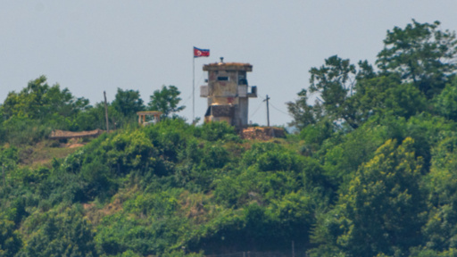 КНДР изстреля няколко балистични ракети към Японско море