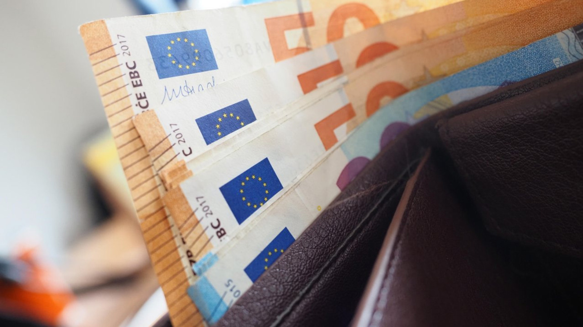 Se preconizează că salariul minim va fi de 660 de euro anul viitor