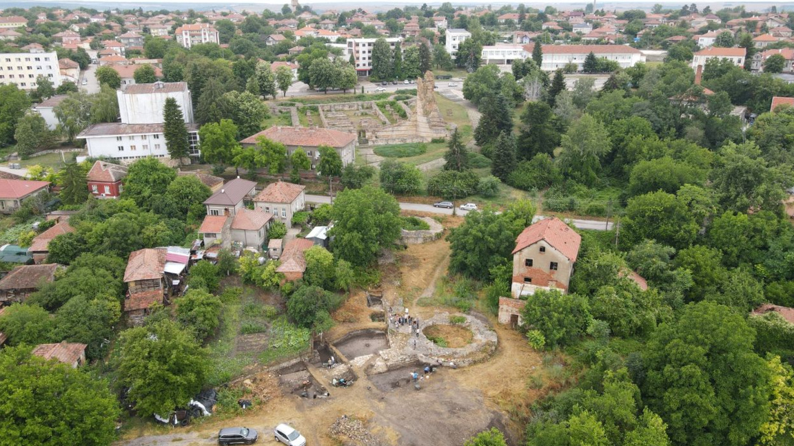 Archaeologists resume study of Roman fortress Castra Martis in Bulgaria's Kula