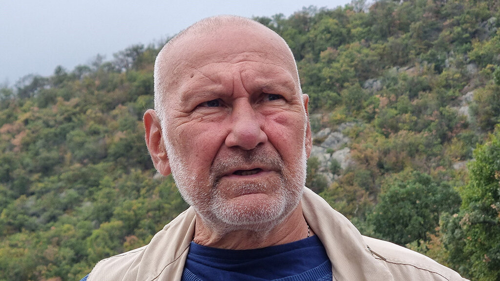 Проф. Николай Овчаров