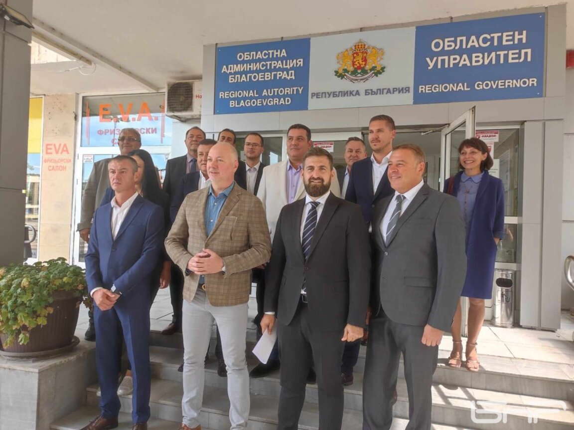 ГЕРБ-СДС регистрира пълна листа в РИК-Благоевград